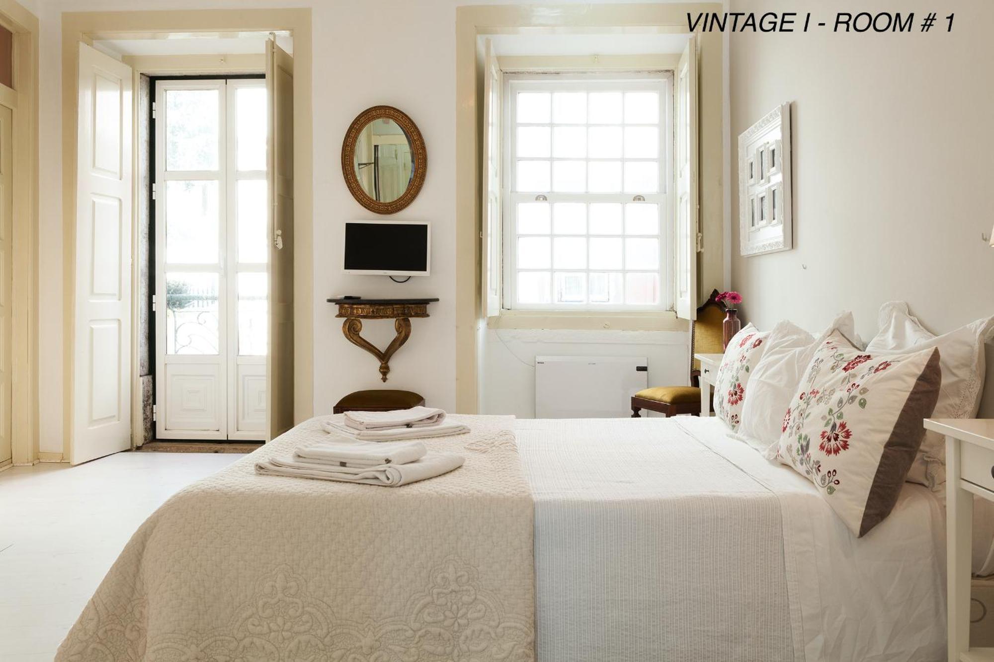 Alfama Vintage 1 Ten Guests - Alfama Vintage 2 Five Guests - Alfama Vintage 3 Three Guests Lisbona Esterno foto