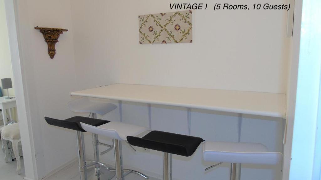 Alfama Vintage 1 Ten Guests - Alfama Vintage 2 Five Guests - Alfama Vintage 3 Three Guests Lisbona Esterno foto